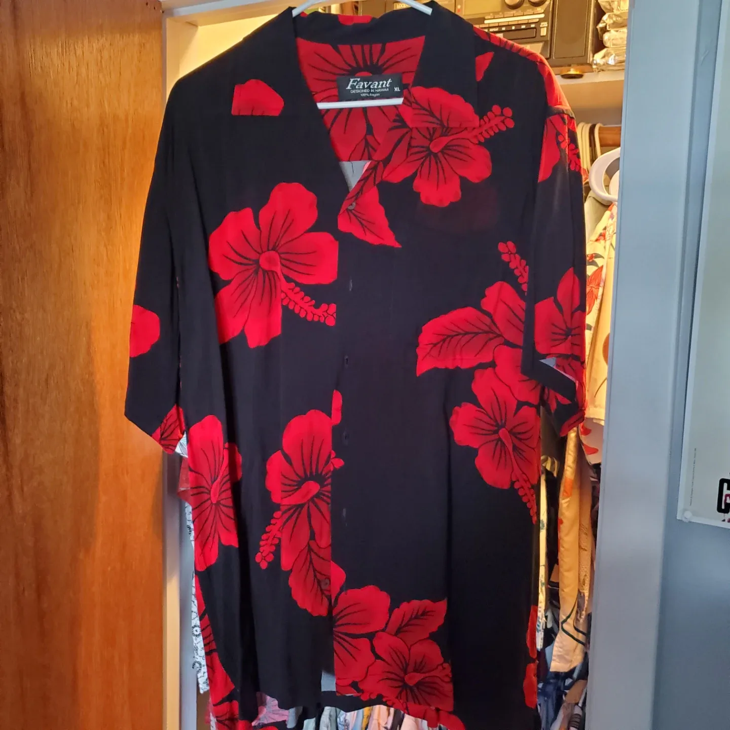 Favant Hawaiian Shirt - XL - Red & Black image indicator(2)