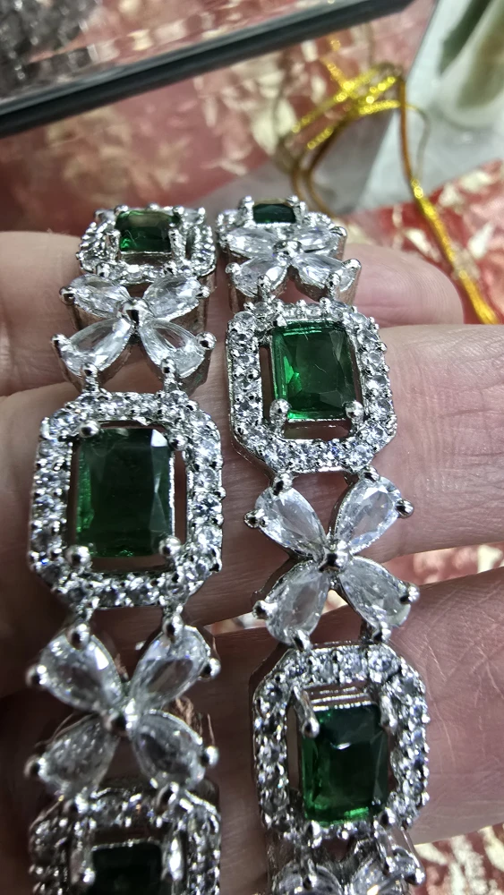Emerald & Crystal Bangle Set - photo 3