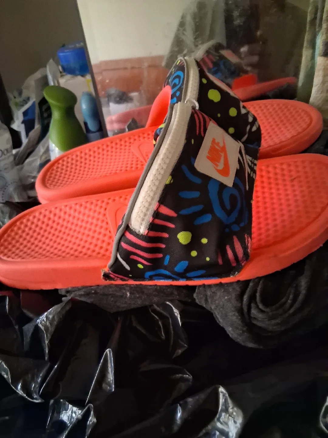 Nike Slides with Zipper Pouch image indicator(4)