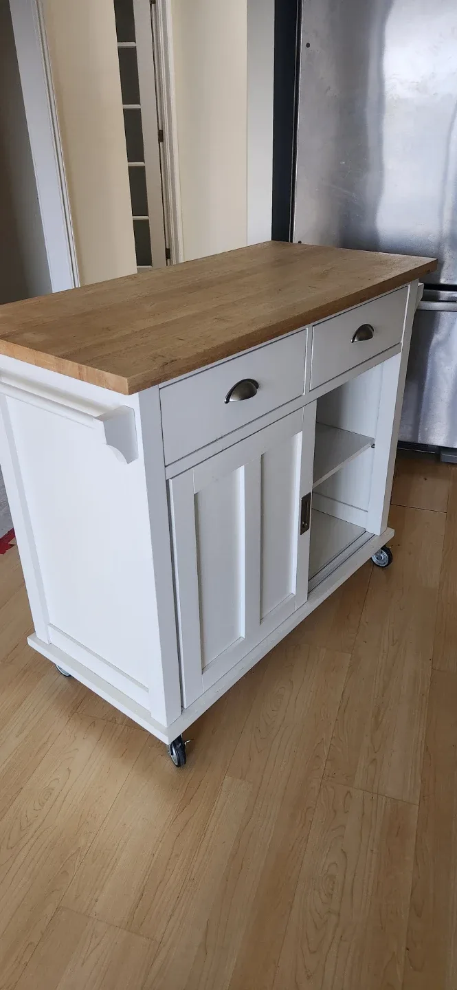 Crate and Barrel Belmont Kitchen Island / Cart for sale image indicator(7)