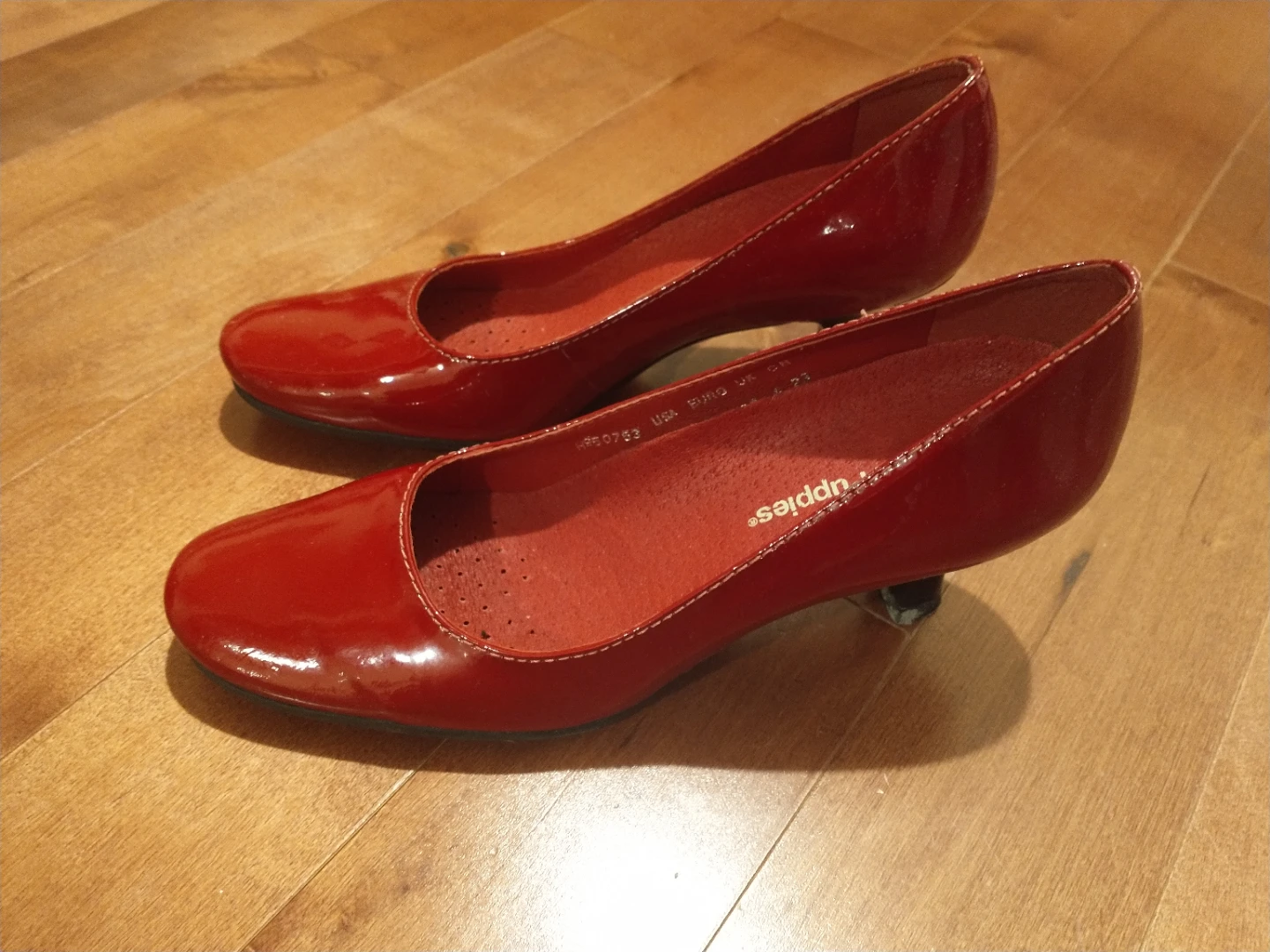 Hush Puppies red pumps size 6