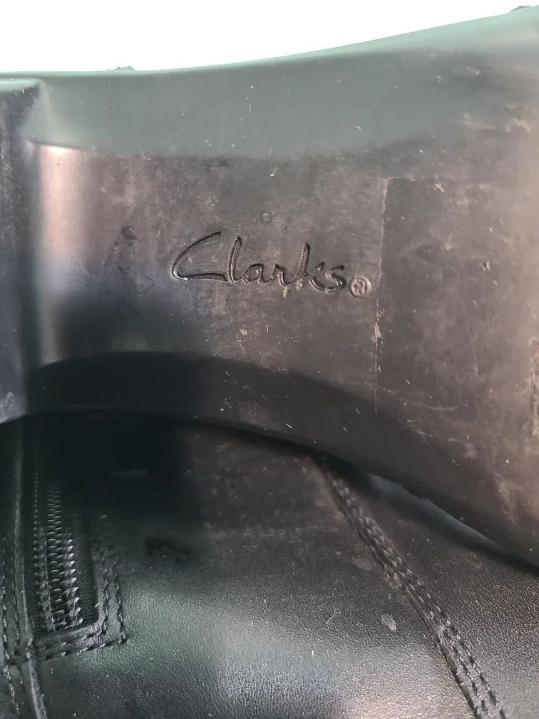 Clarks Black Leather Ankle Boots image indicator(7)