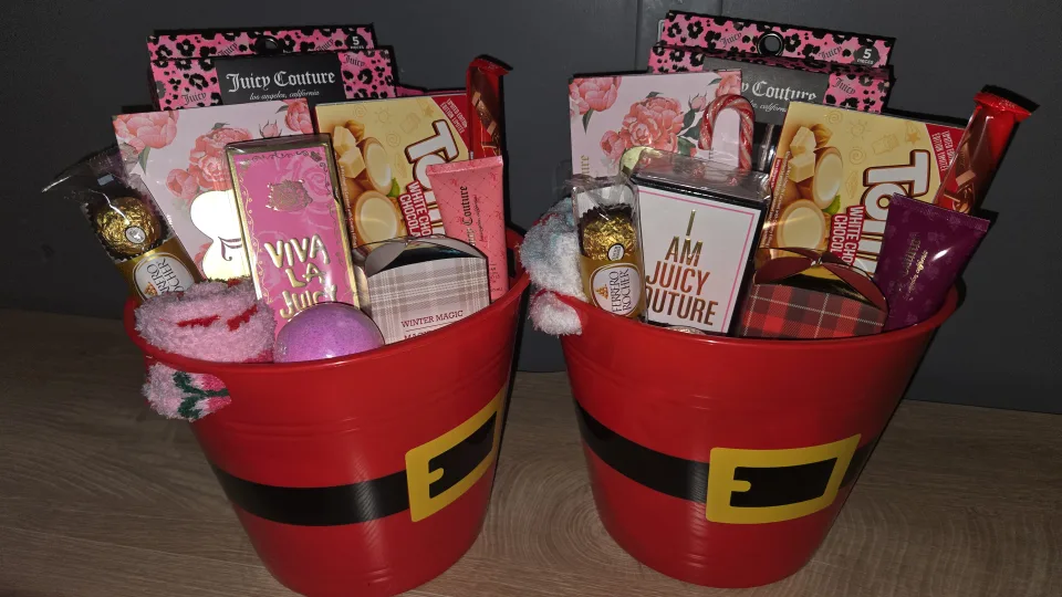 Juicy Couture Makeup/Perfume Basket