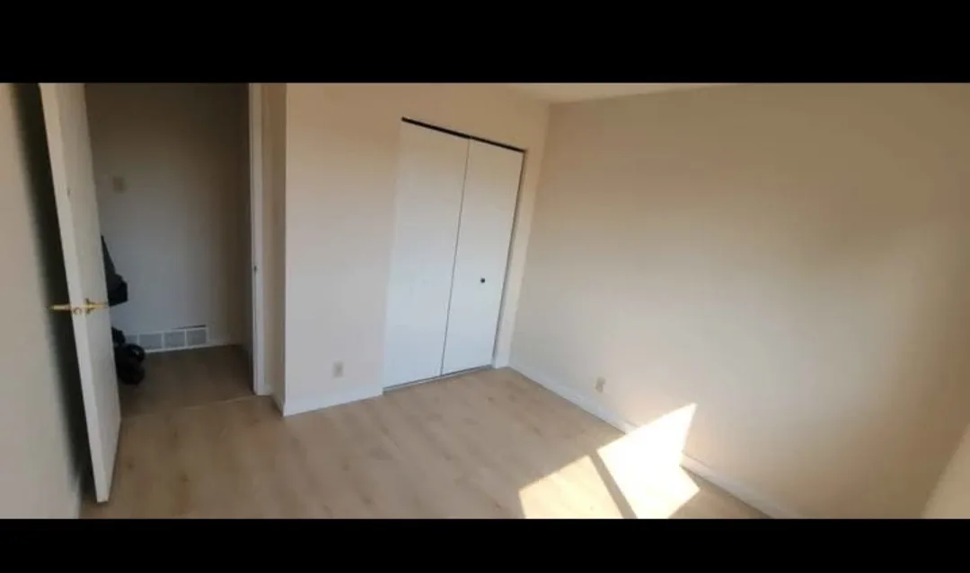 Room For rent image indicator(2)