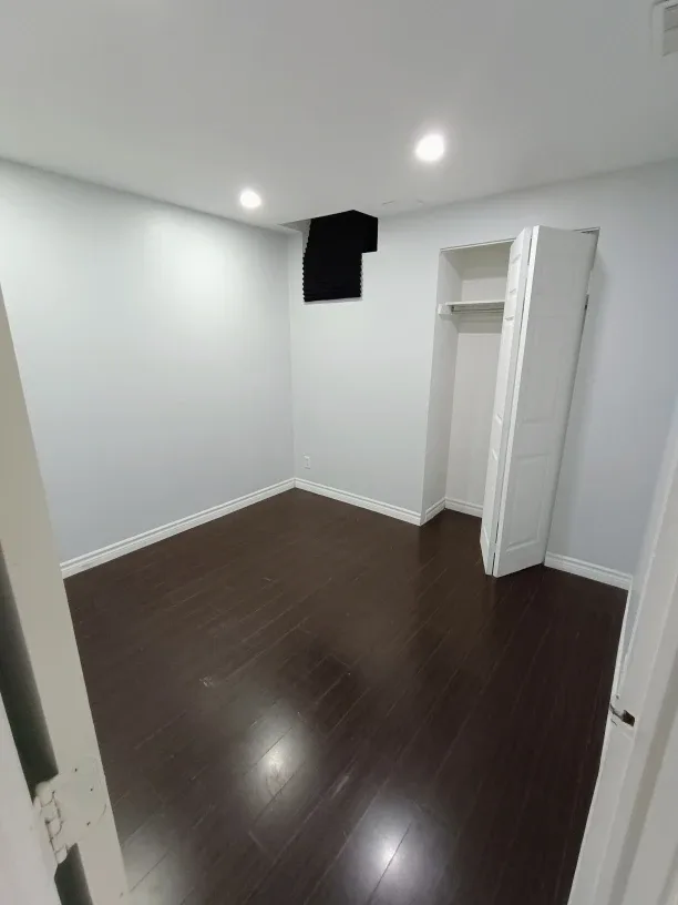 2 BEDROOM BASEMENT FOR RENT image indicator(4)