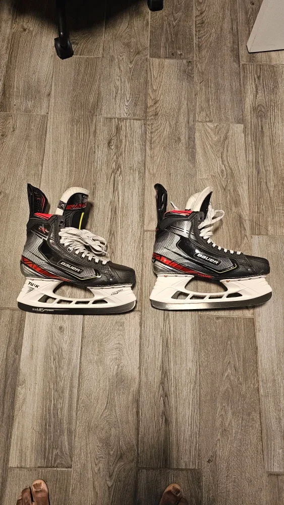 Bauer 2XPro Ice Hockey Skates, Size 10 image indicator(2)