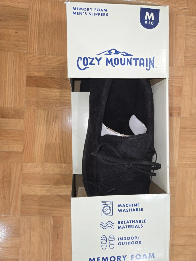 BNIB Cozy Mountain Men's Memory Foam Slippers - Size M (9-10)