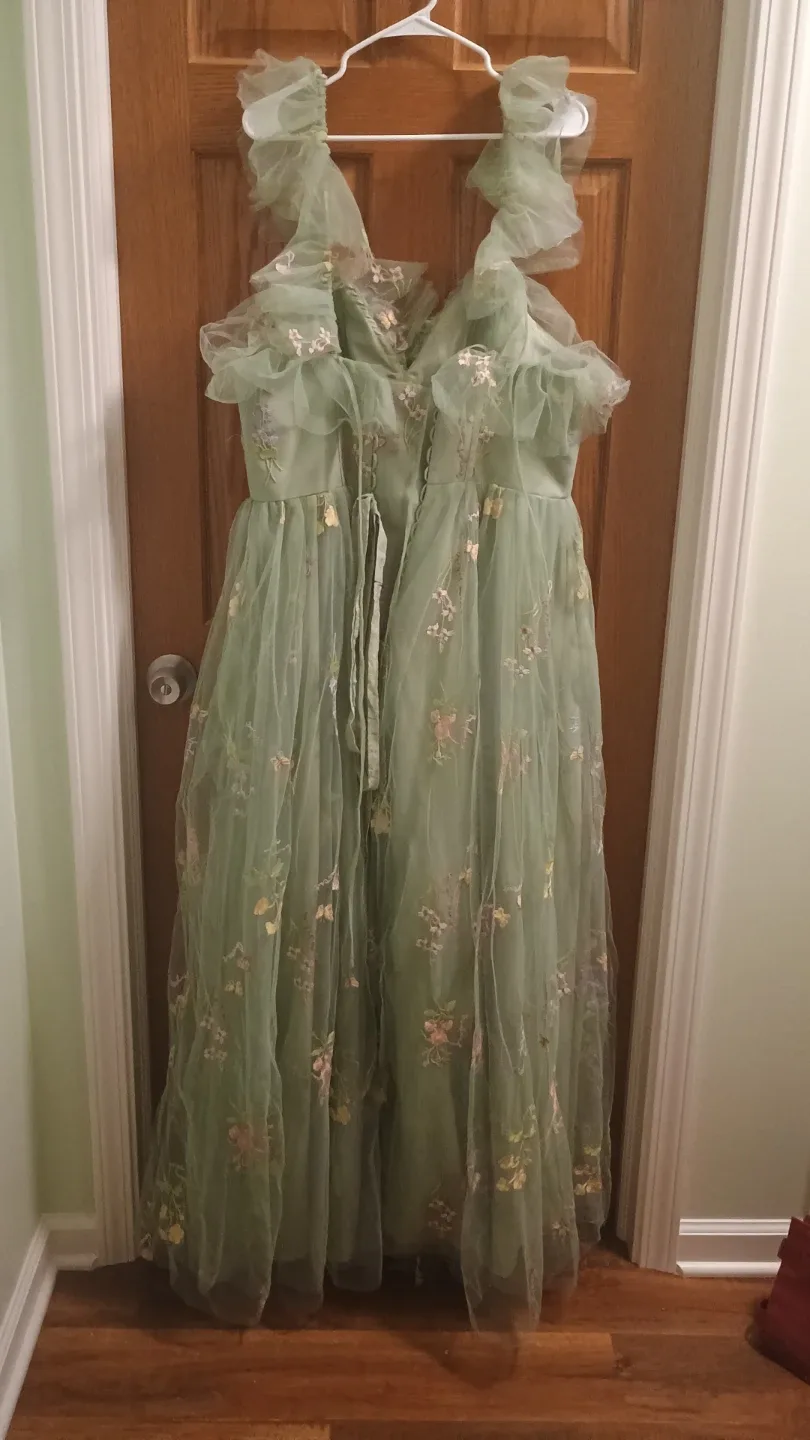 Green Floral Tulle Dress image indicator(2)