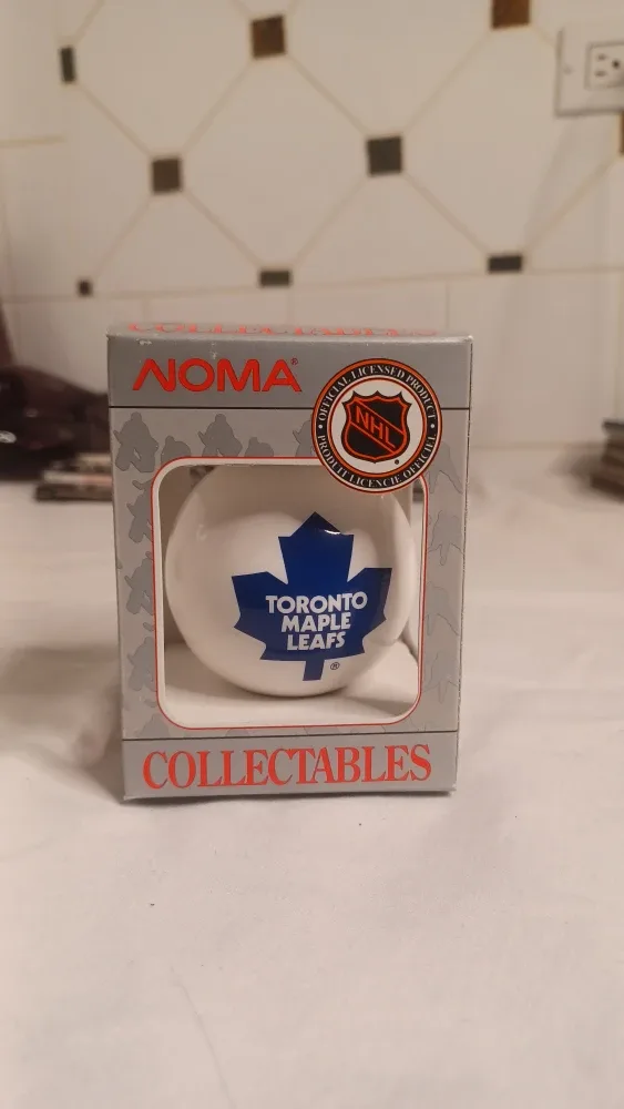 Noma Toronto Maple Leafs NHL Collectible Christmas ornament