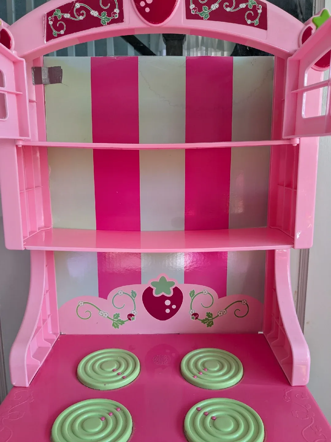 Strawberry  Kitchen image indicator(6)