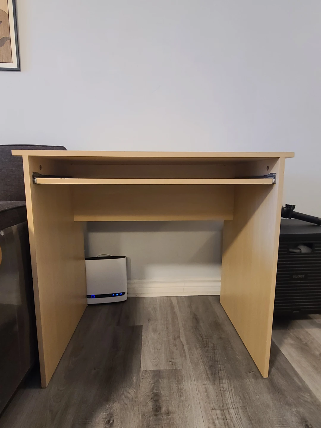 Small Wooden Computer Office Desk - photo 2