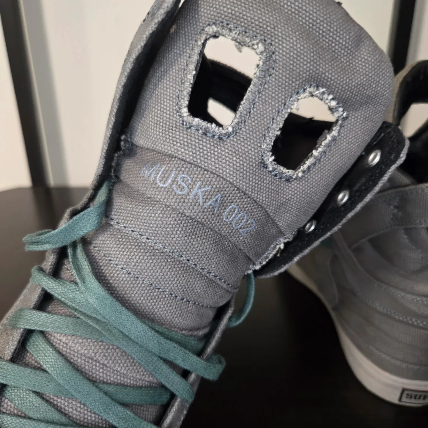 Supra Skytop II – Chad Muska 002 (Charcoal/Canvas) – Rare Find! image indicator(4)
