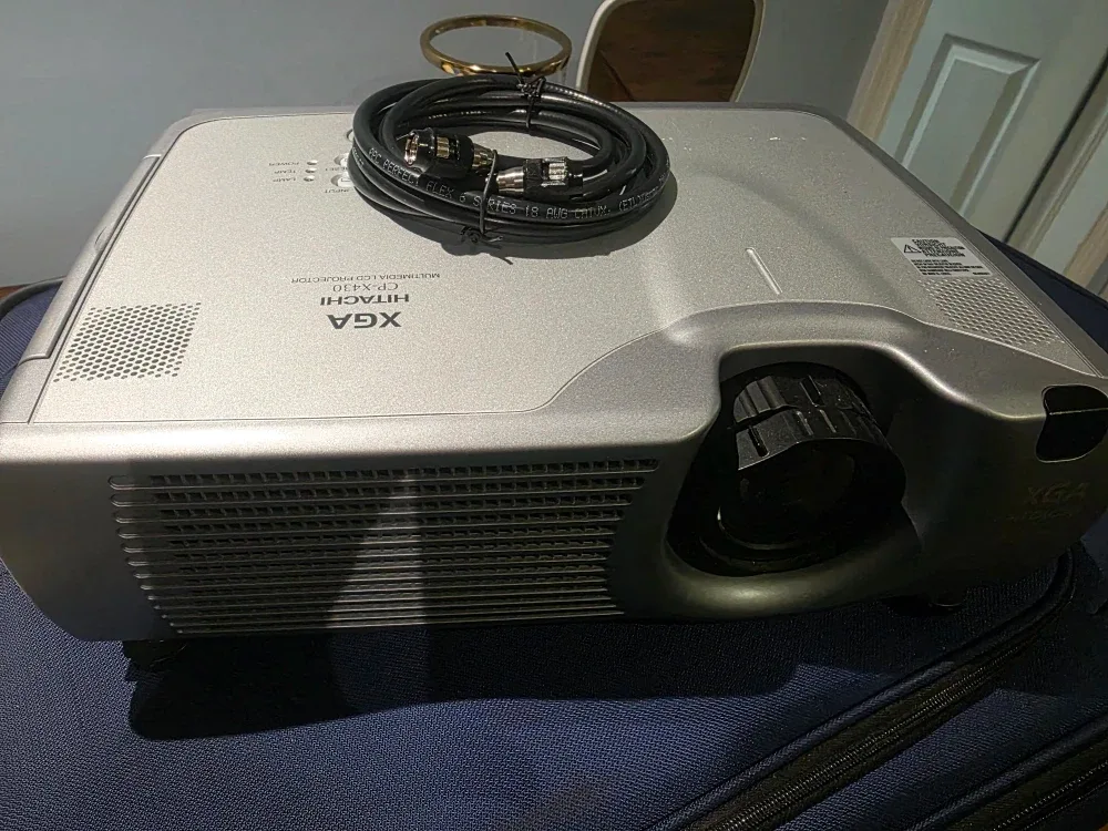 Hitachi  Multimedia LCD Projector image indicator(10)