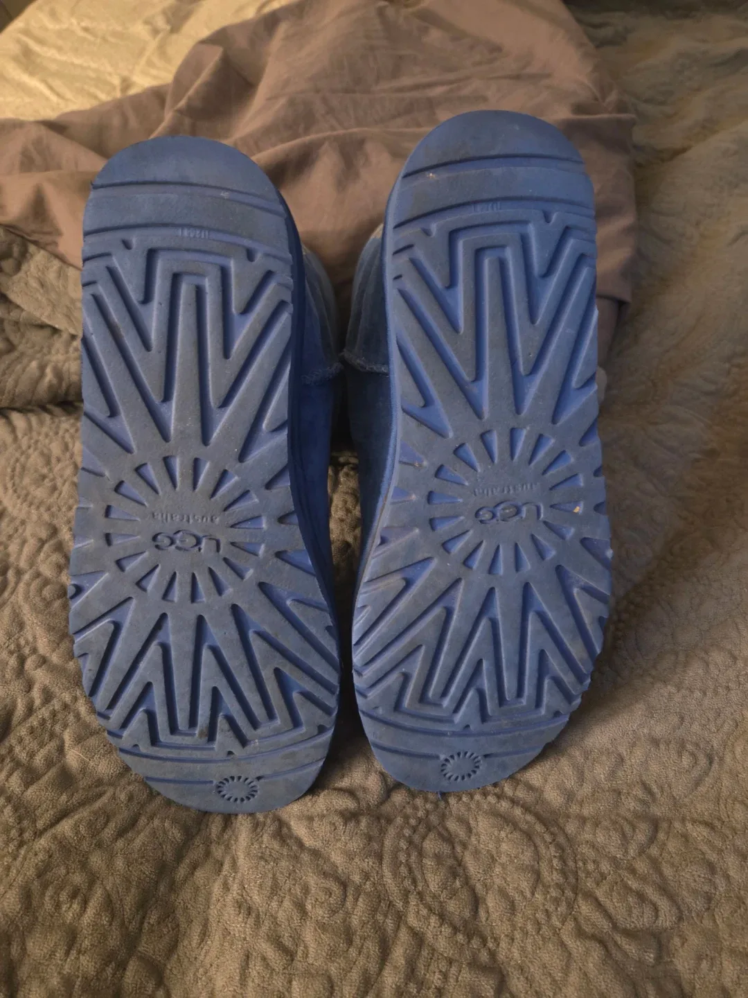 UGG Blue Boots with Bows image indicator(6)