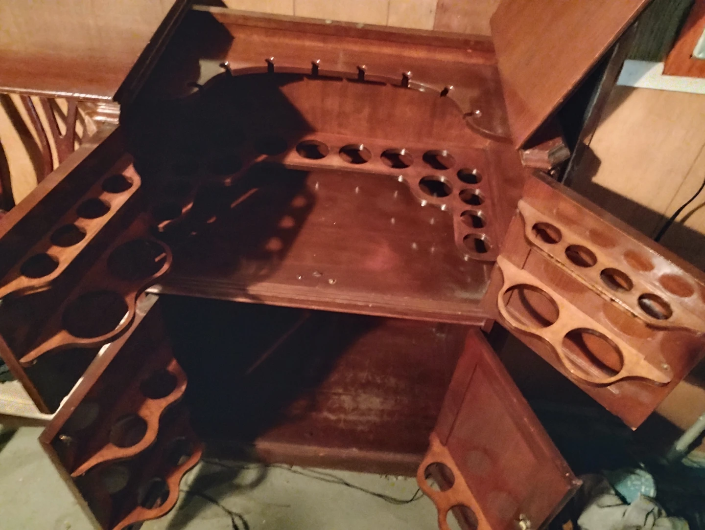 Vintage Wooden Liquor Cabinet - photo 2