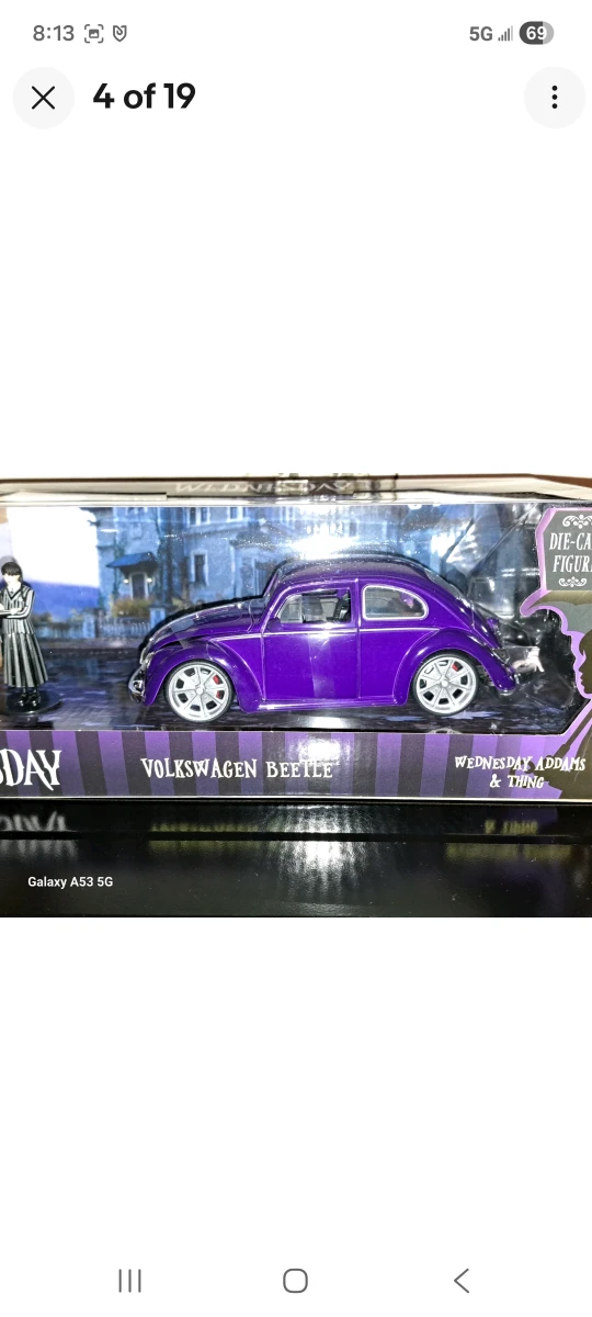 Wednesday Volkswagen Beetle Die-cast Figure - photo 3