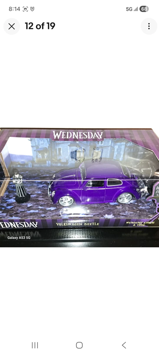 Wednesday Volkswagen Beetle Die-cast Figure - photo 5