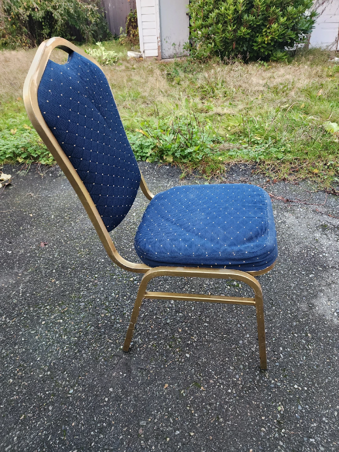 Blue & Gold Stacking Banquet Chair - photo 4
