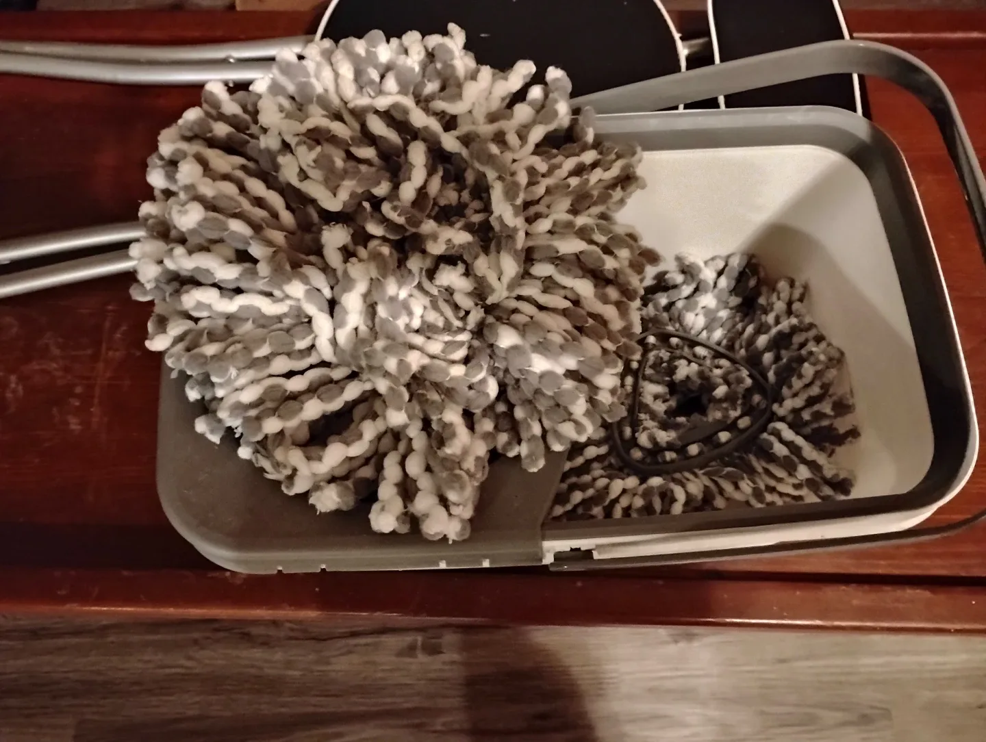 Spin Mop and Bucket Set thumbnail