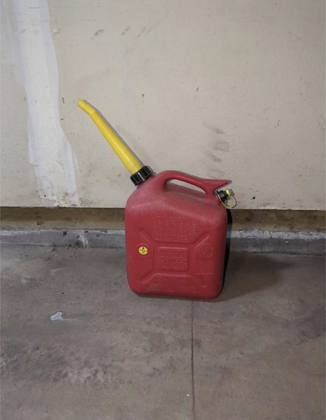 Wedco Gas Can 10 L - photo 2