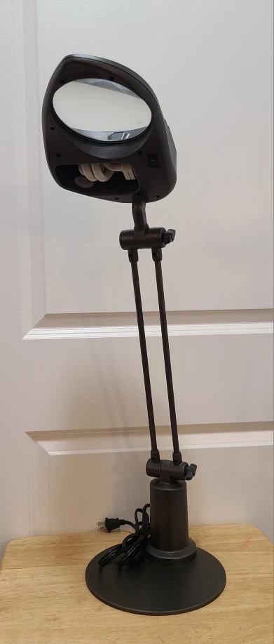 Black Magnifying Lamp - photo 2