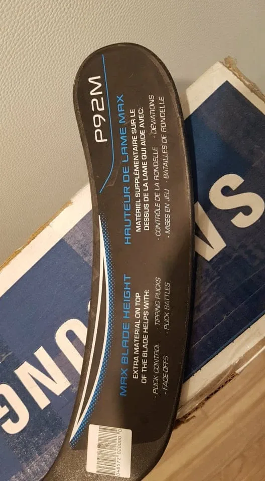 BRAND NEW Bauer Vapor Flylite Hockey Stick, P92M image indicator(6)