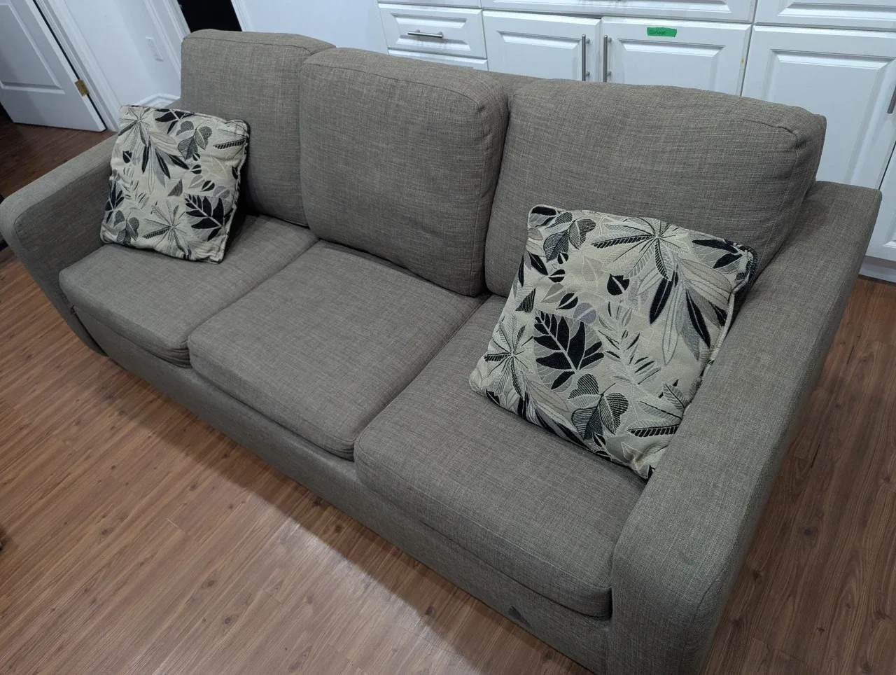 3-seat Sofa Bed - Good Condition! image indicator(2)