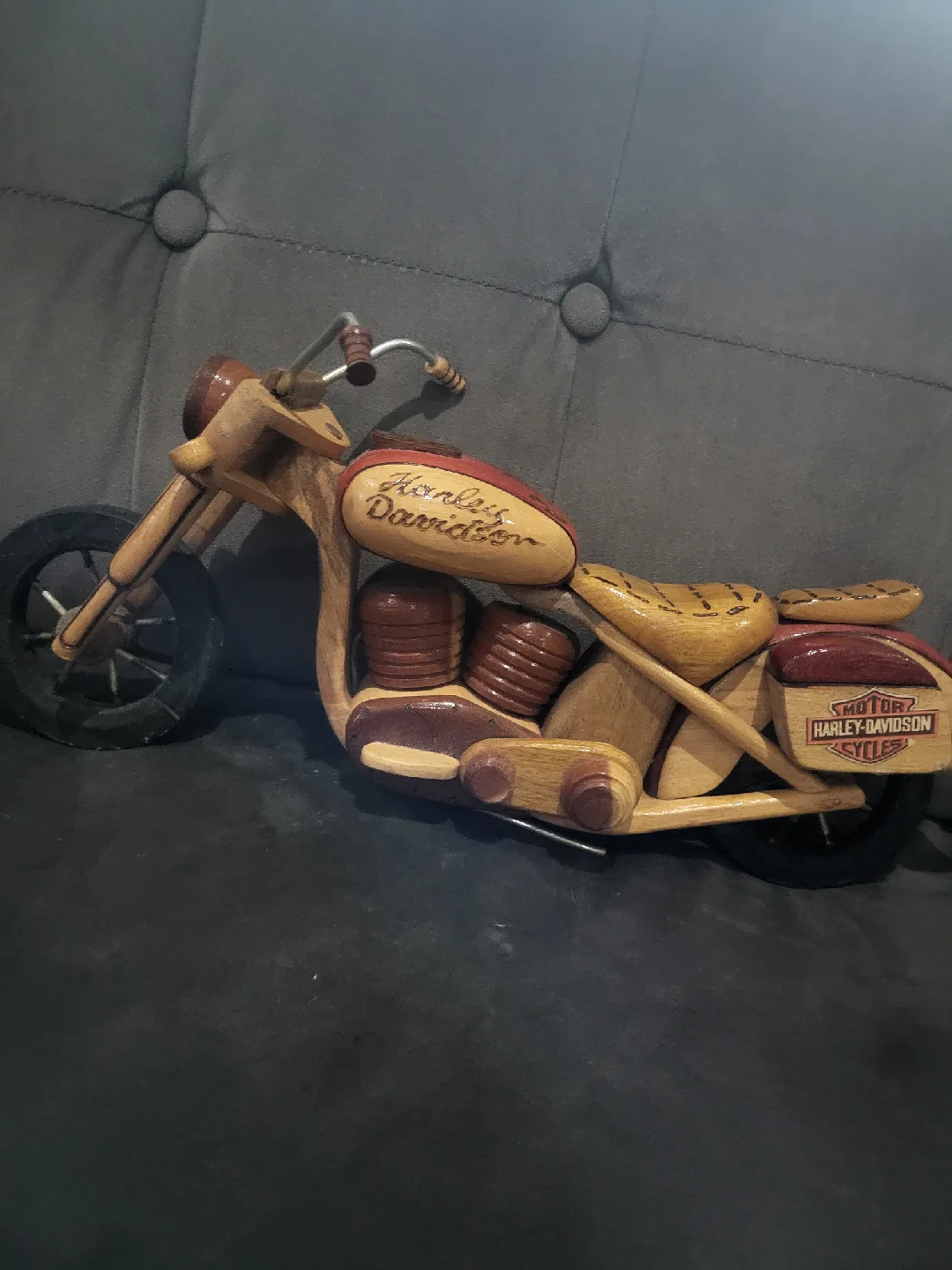 Harley-Davidson Wooden Motorcycle Model image indicator(2)