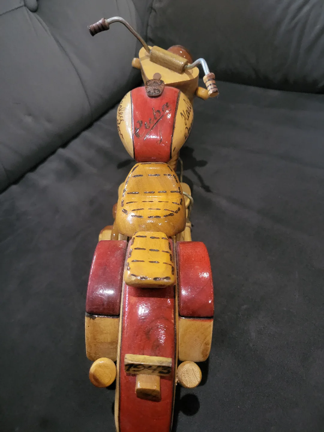 Harley-Davidson Wooden Motorcycle Model image indicator(3)