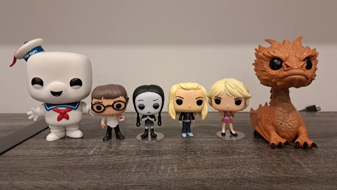 👻 Stay-Puft 👓 McLovin' 👧🏻 Wednesday 🎡 Rose 👱🏻‍♀️ Bundy 🐲 Smaug