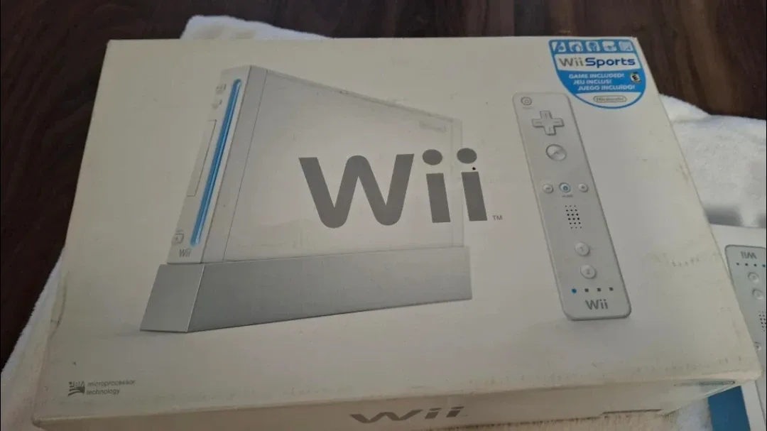 Nintendo Wii Console, Games, and Accessories image indicator(6)