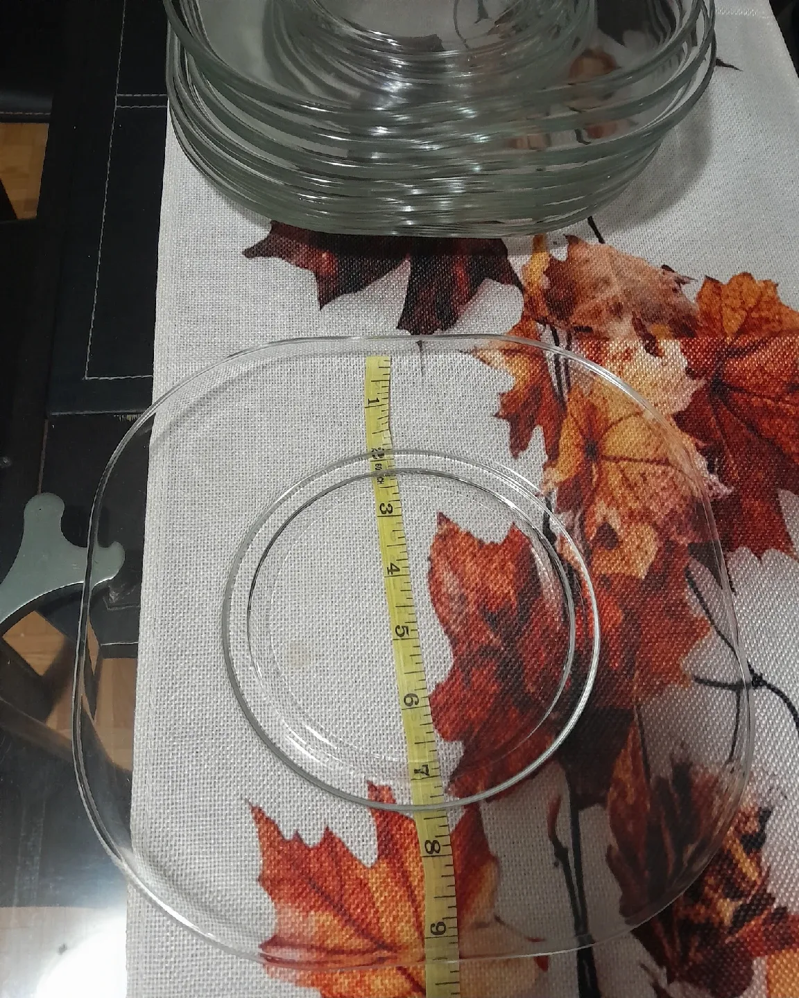 Italy Glass Plates - Set of 8 image indicator(2)