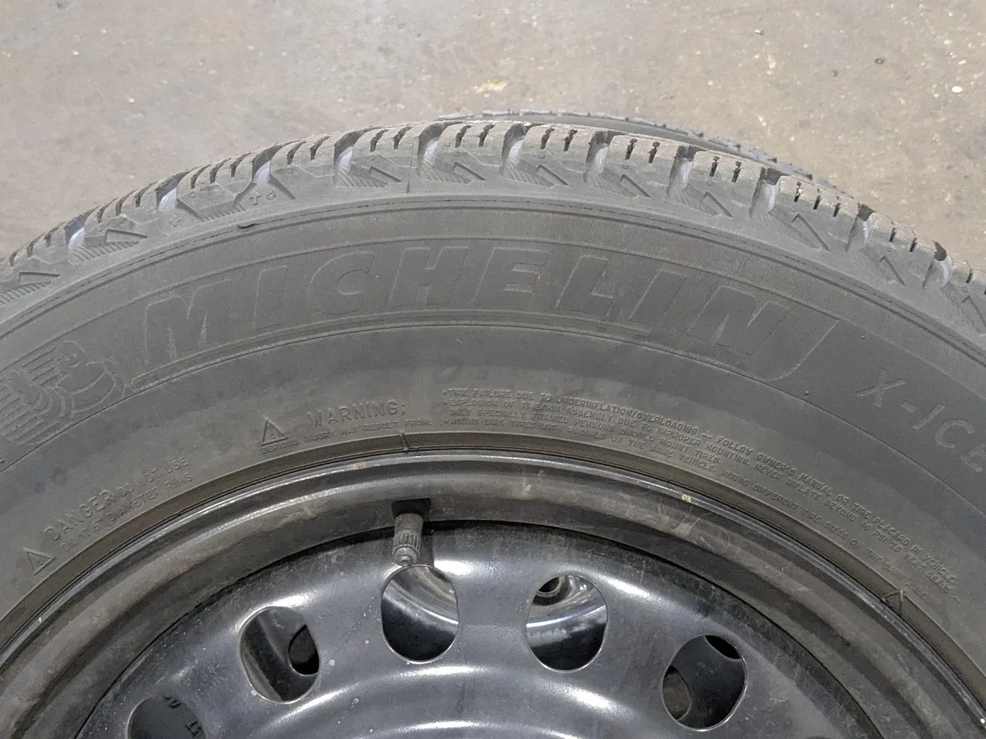 Michelin X-Ice Snow Tires 225/65R17 image indicator(4)