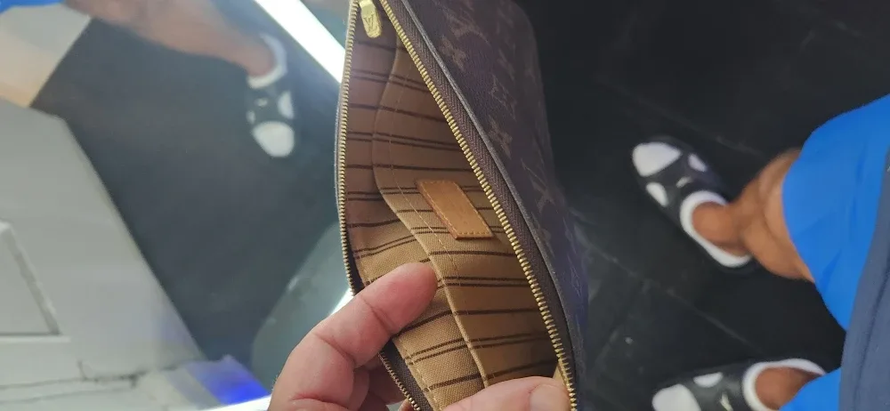 Louis Vuitton Neverfull MM MNG Beige image indicator(4)