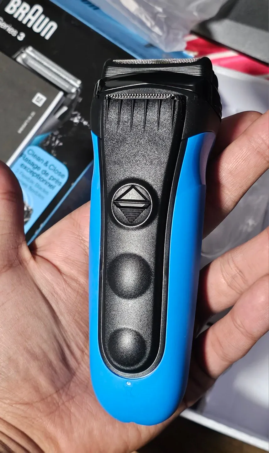 Braun Series 3 310s Wet & Dry Electric Shaver - New image indicator(6)