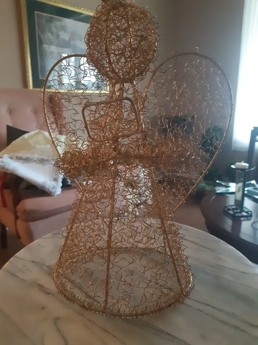 Gold Wire Angel Decoration