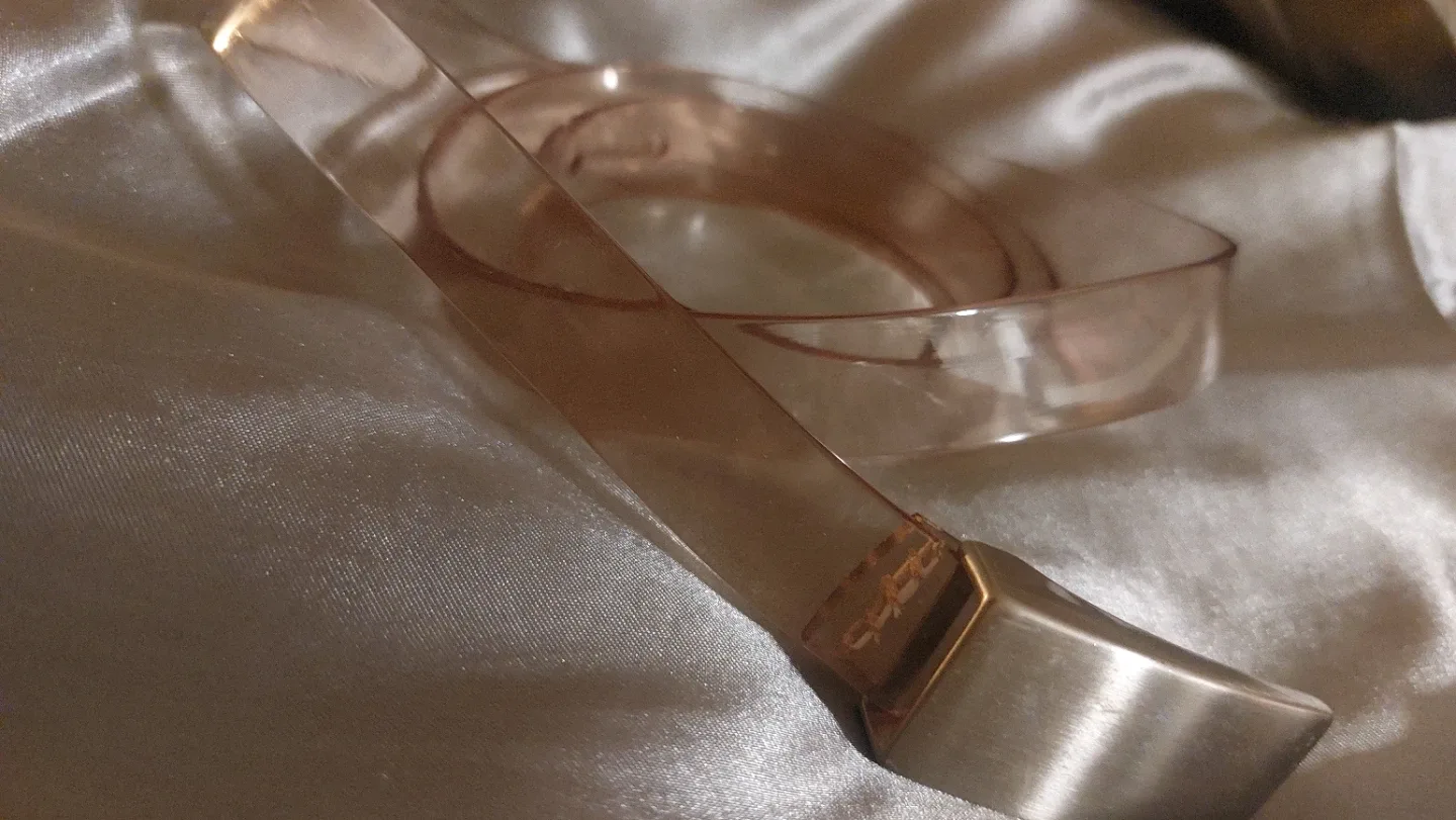 Transparent Belt with Silver Buckle image indicator(2)