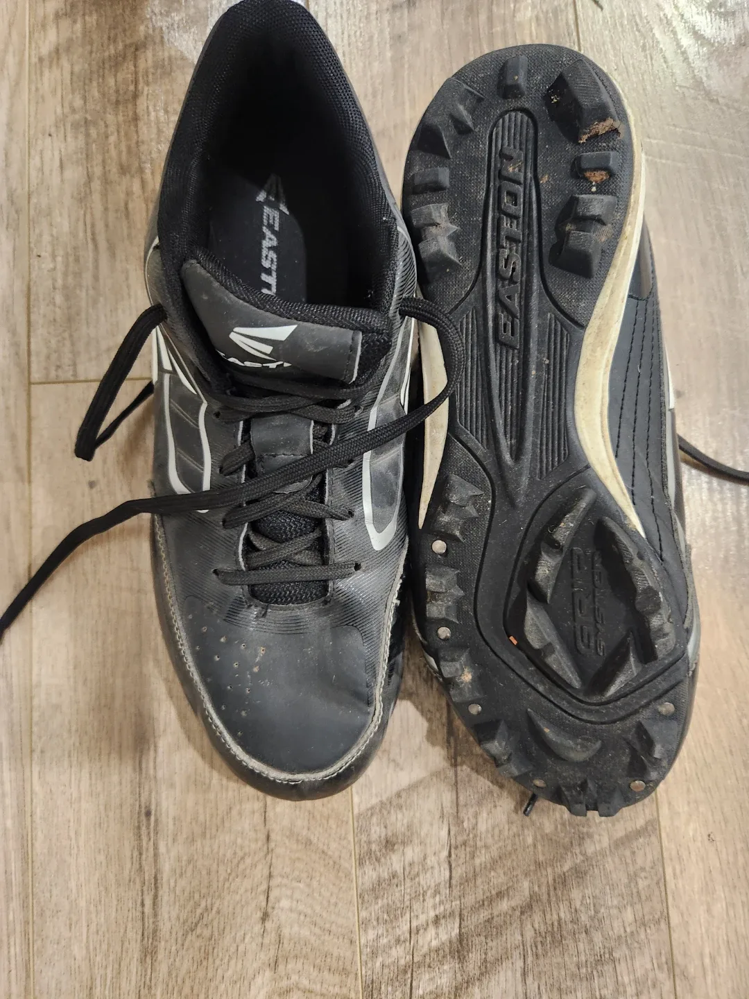 Easton Baseball Cleats - Men's Size 12 image indicator(4)