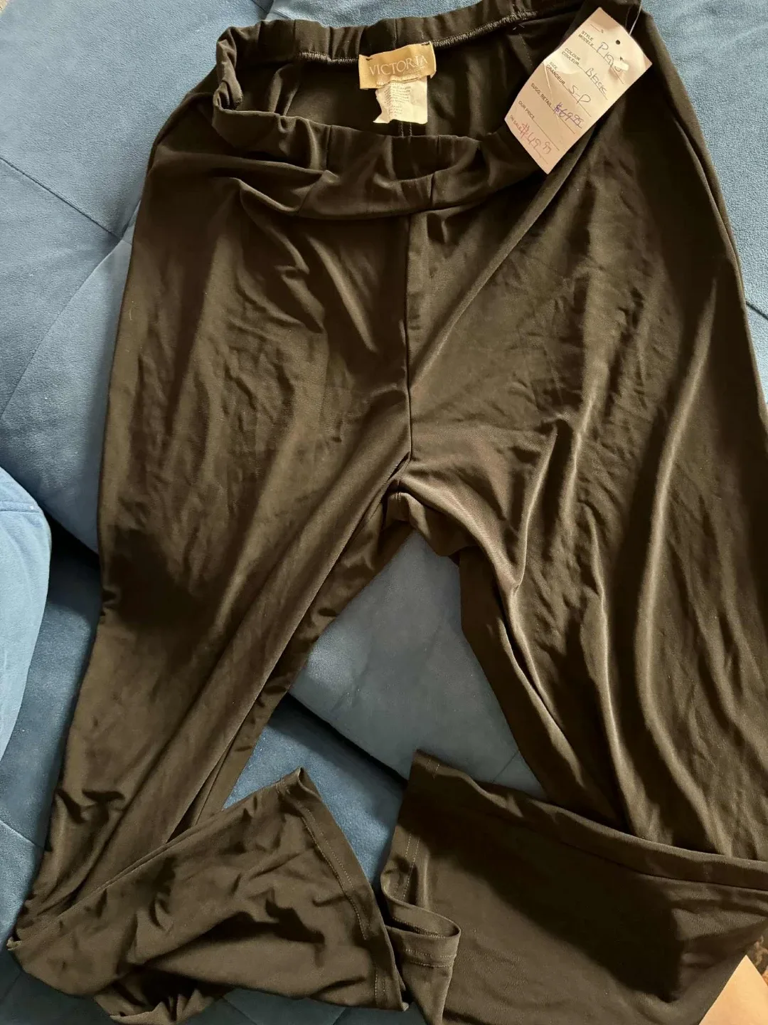 Women's jacket pants sweater brand new image indicator(4)