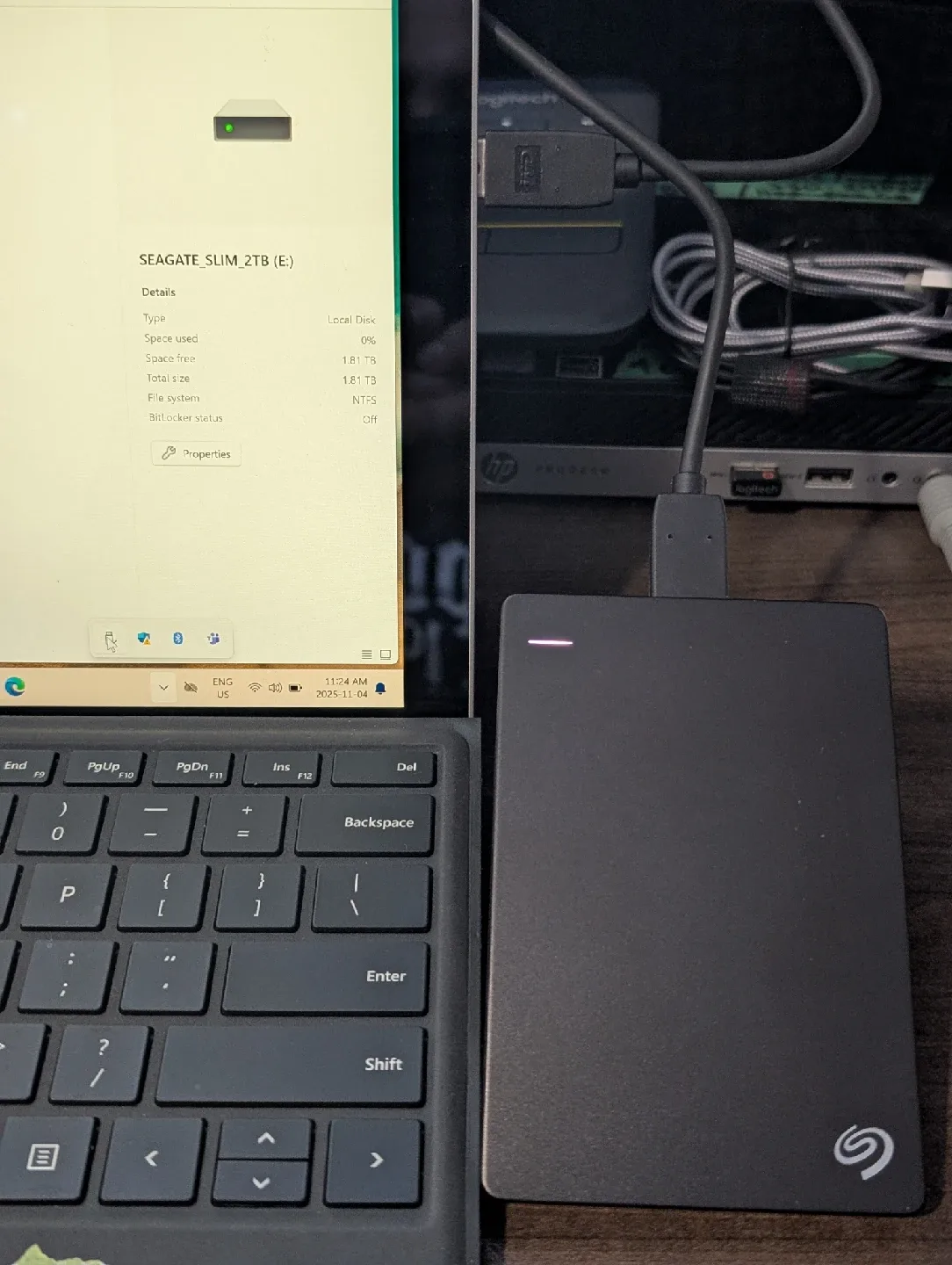 Seagate Backup Plus Slim 2TB Portable Storage - Black image indicator(7)