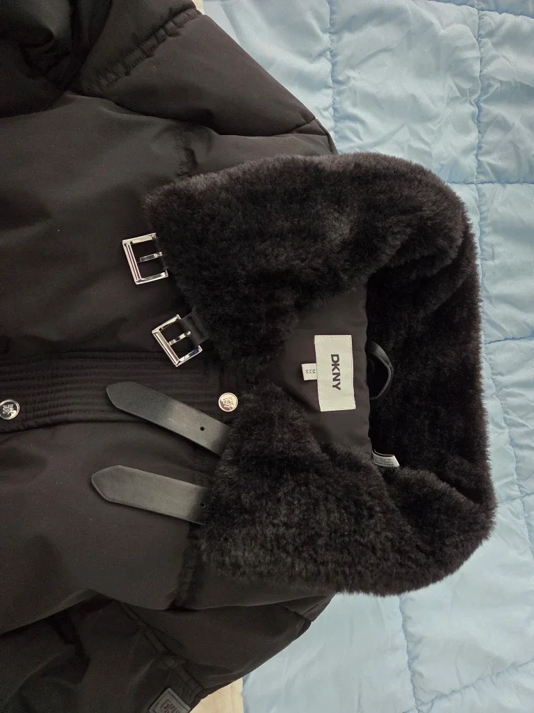 DKNY DL5MFU23 Black Puffer Jacket - Size M image indicator(6)