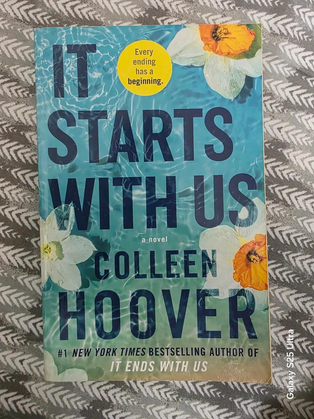 Colleen Hoover Book Bundle - 5 Novels image indicator(2)