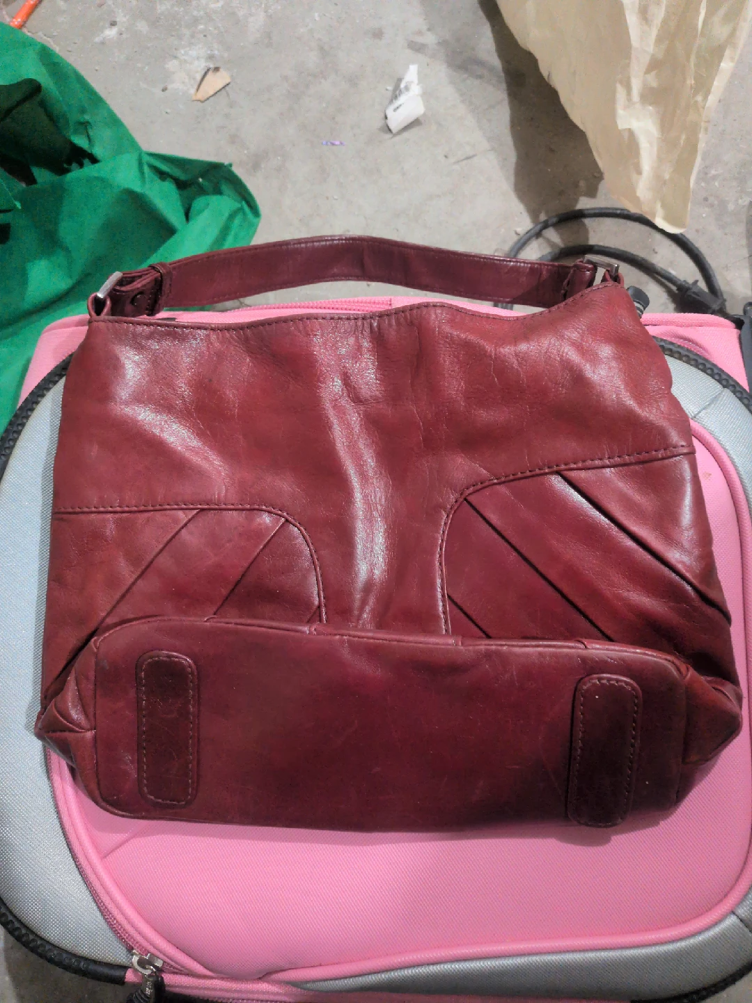 Sereta Leather Handbag - photo 2