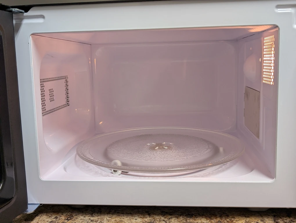 Master Chef EM720CL7 Microwave Oven - photo 2