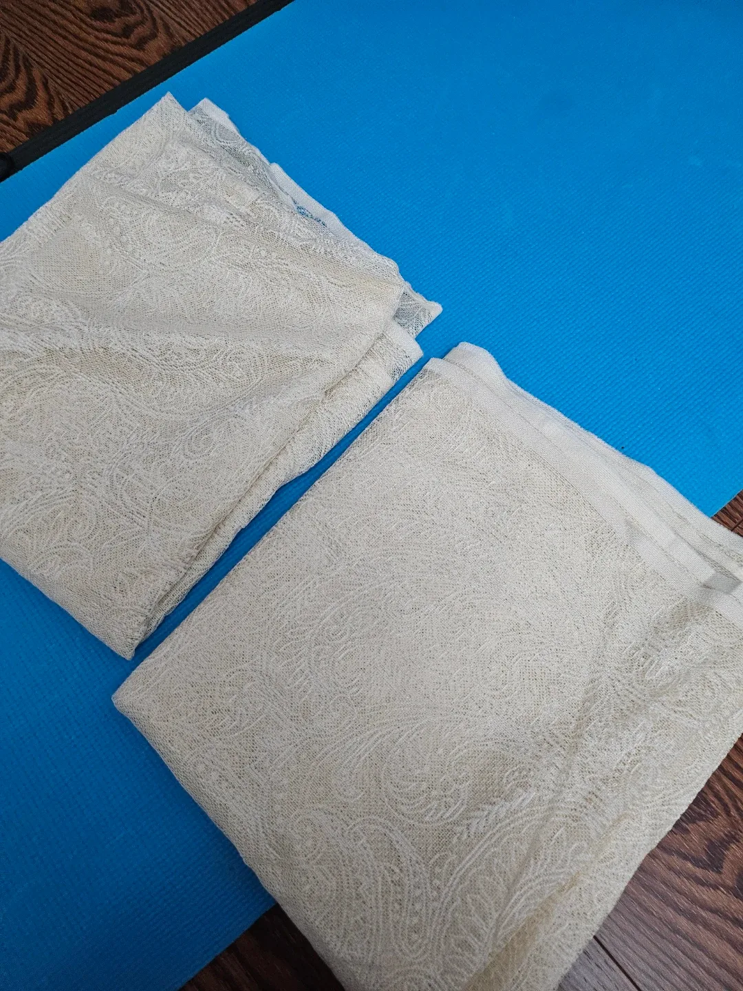 Lace Curtains 2 piece