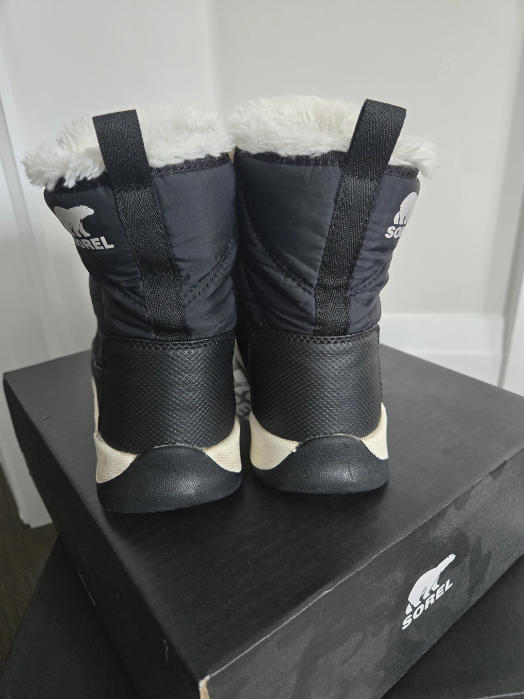 Sorel Youth Whitney II Short Lace WP Boots - Size 4 - photo 2