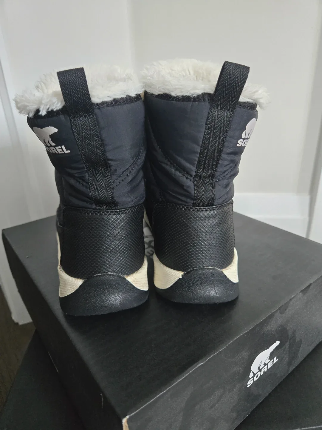 Sorel Youth Whitney II Short Lace WP Boots - Size 4 image indicator(2)