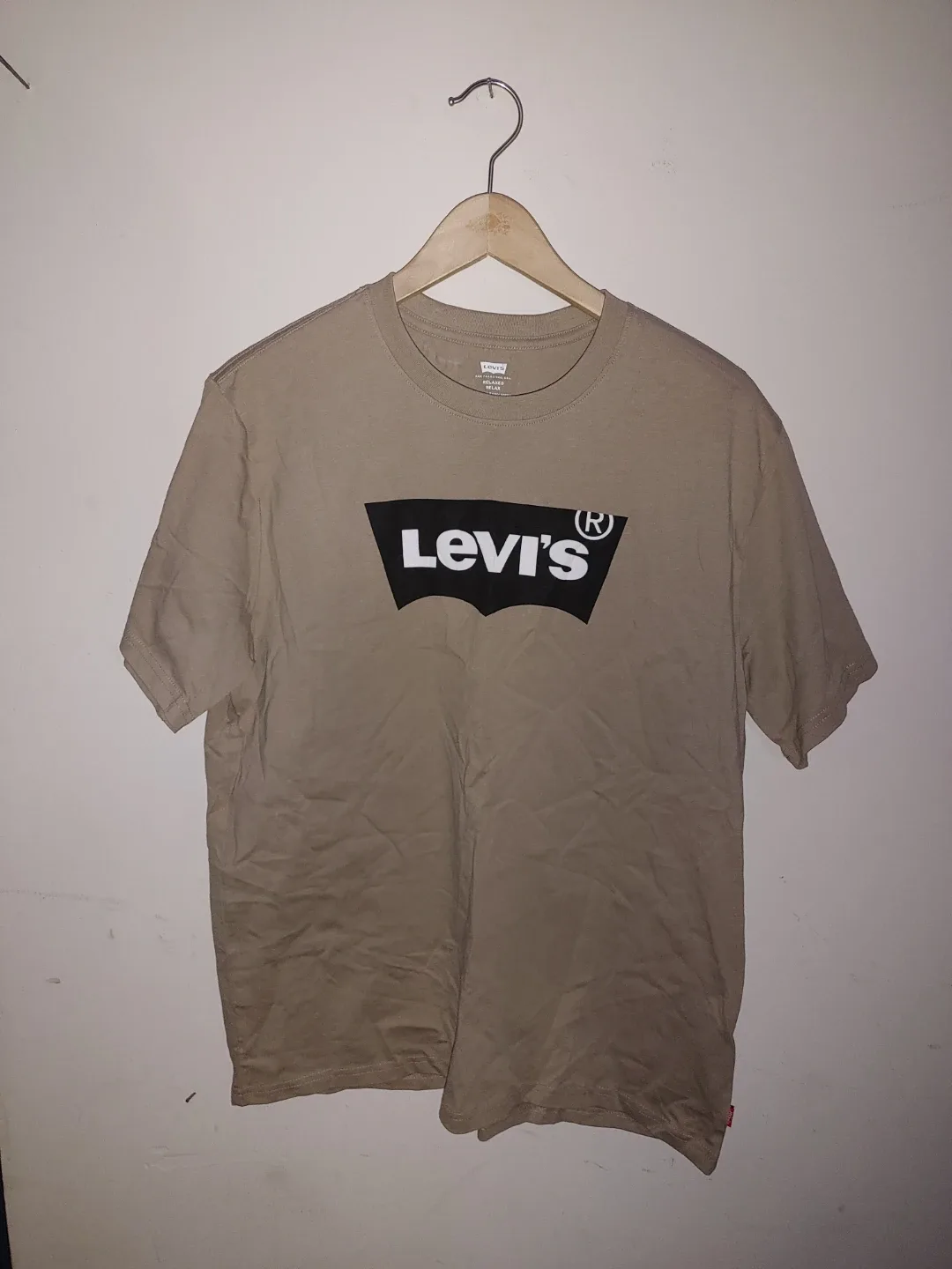 Levi's Relaxed Fit T-Shirt - Size L