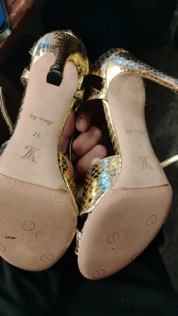 Louis Vuitton Gold Heels - Size 37
