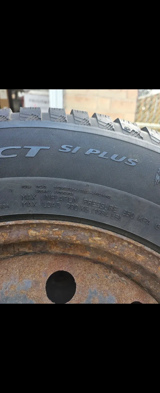LIKE NEW WINTER TIRES WITH THE RIM. $115 EACH FIRM! image indicator(4)